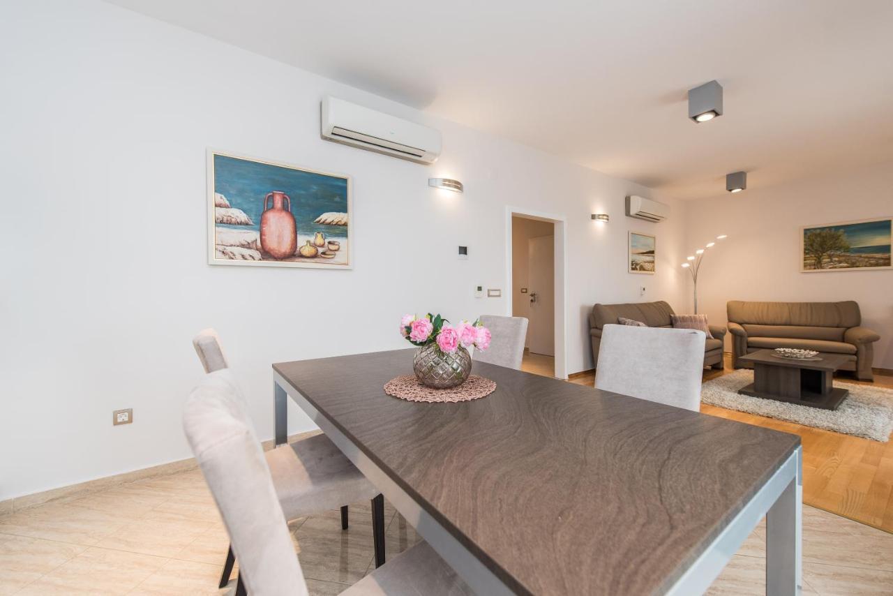 Kings View Sarkic Apartment Novalja Exterior photo